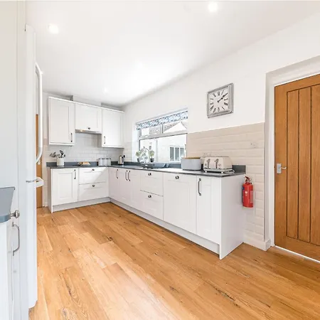 Дом отдыха Cherry Tree *